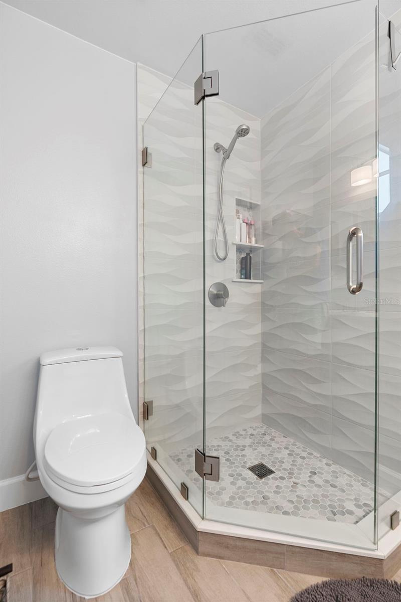 Image 13 of 21 For 2110 3rd Avenue
