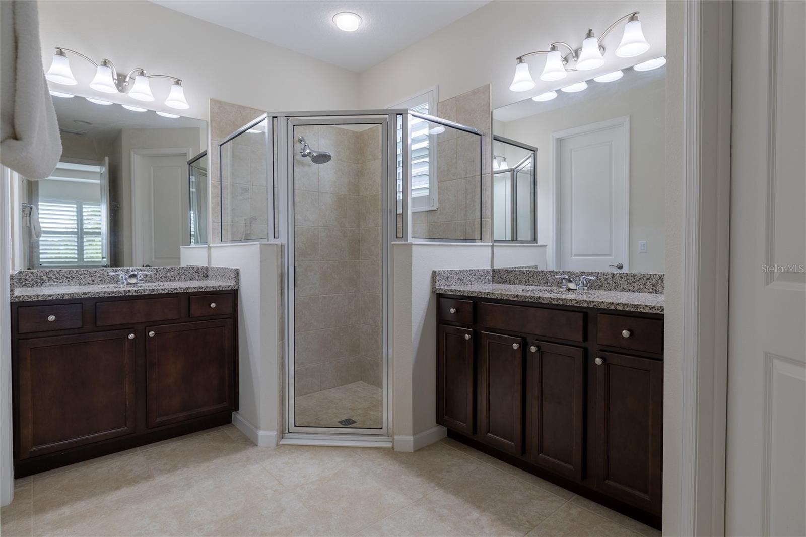 Image 20 of 44 For 1118 Avery Meadows Way