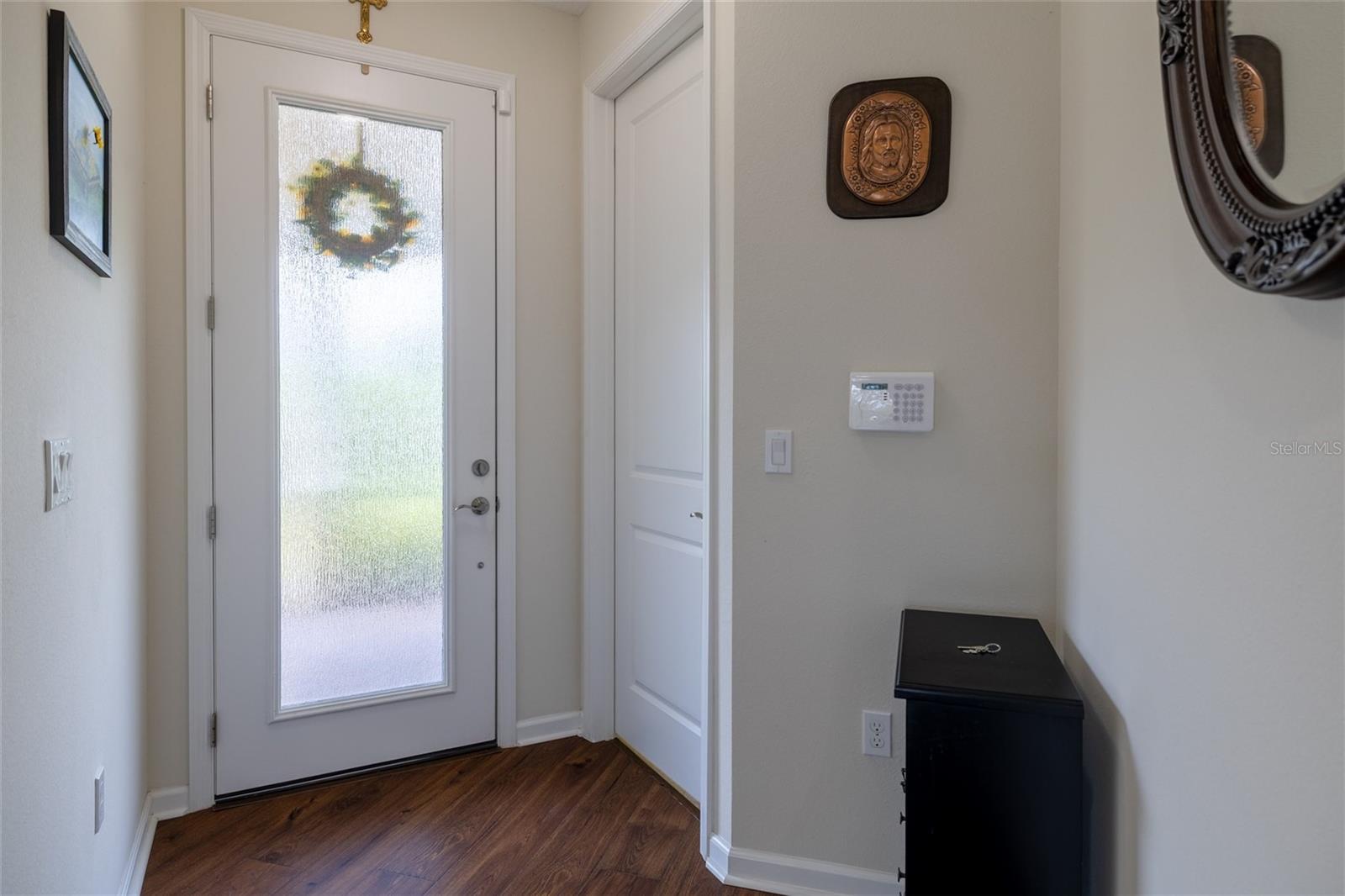 Image 4 of 44 For 1118 Avery Meadows Way