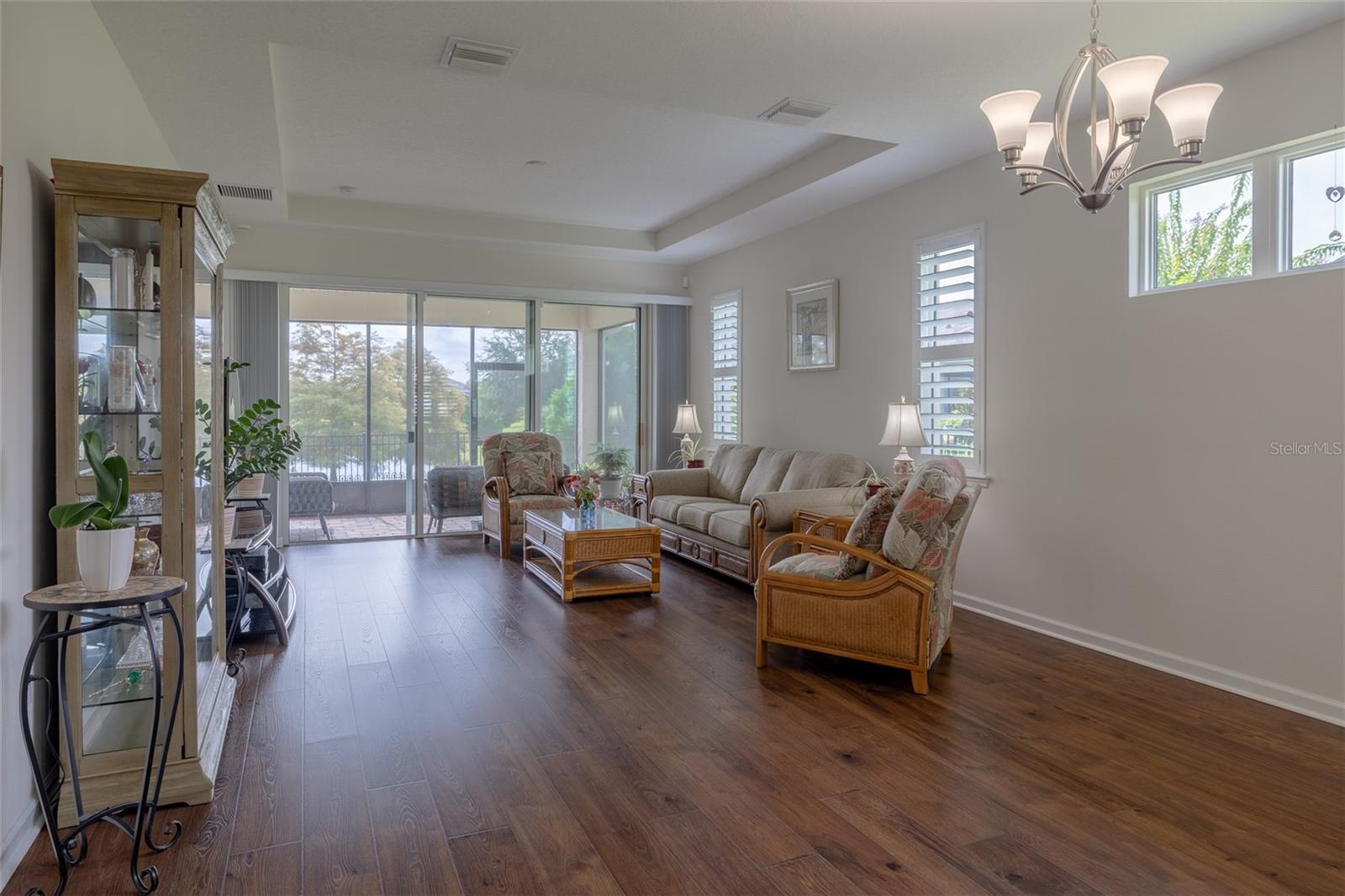 Image 5 of 44 For 1118 Avery Meadows Way