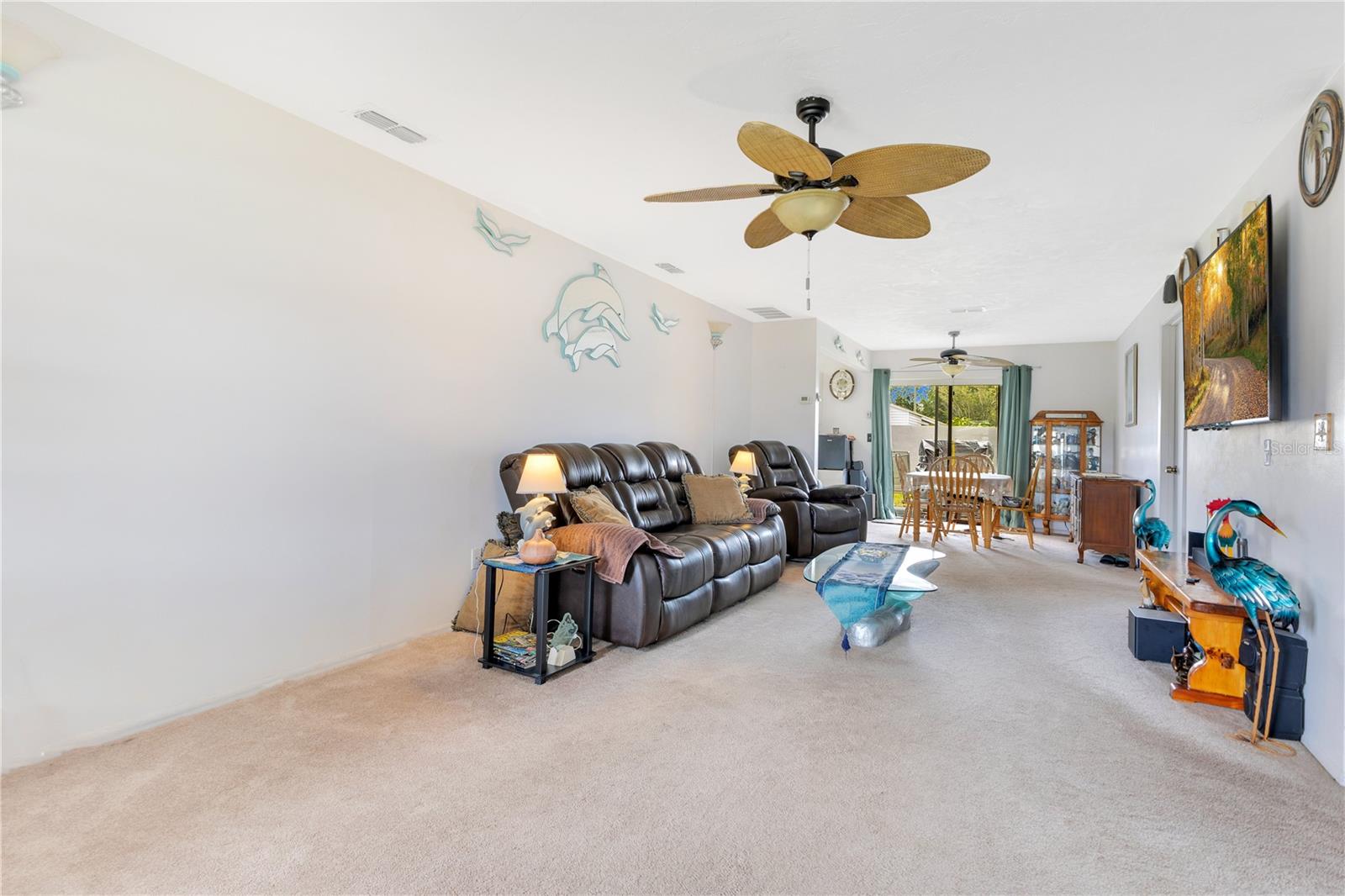 Image 6 of 31 For 418 Falcon Avenue
