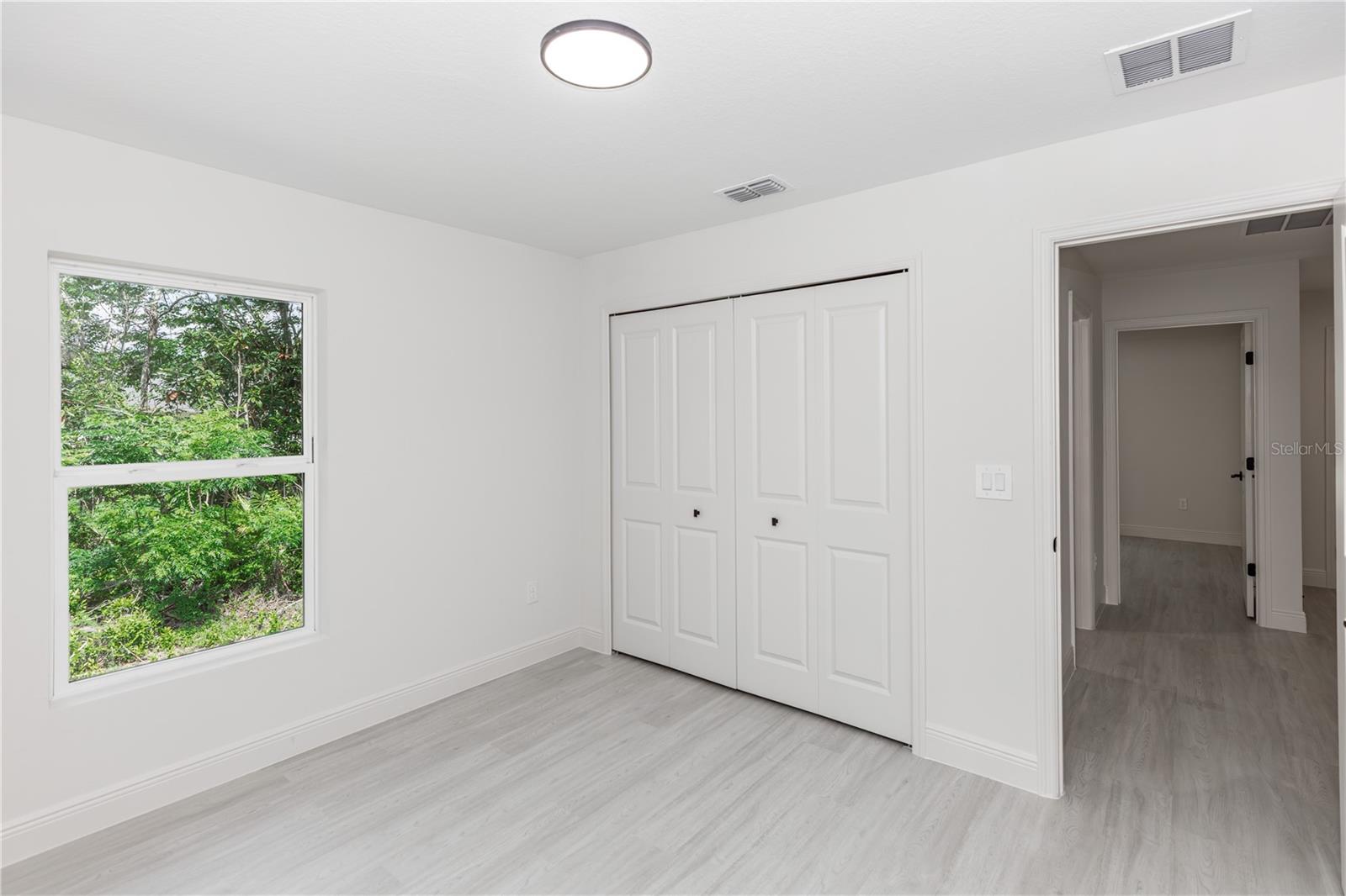 Image 9 of 27 For 544 Voorhis Avenue
