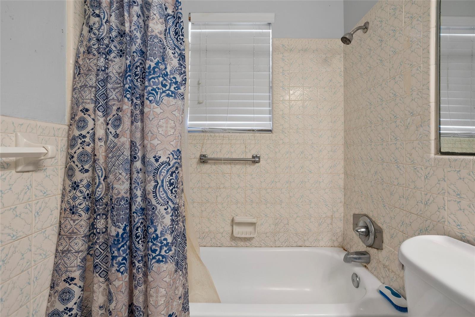 Image 18 of 29 For 632 Tarragona Way