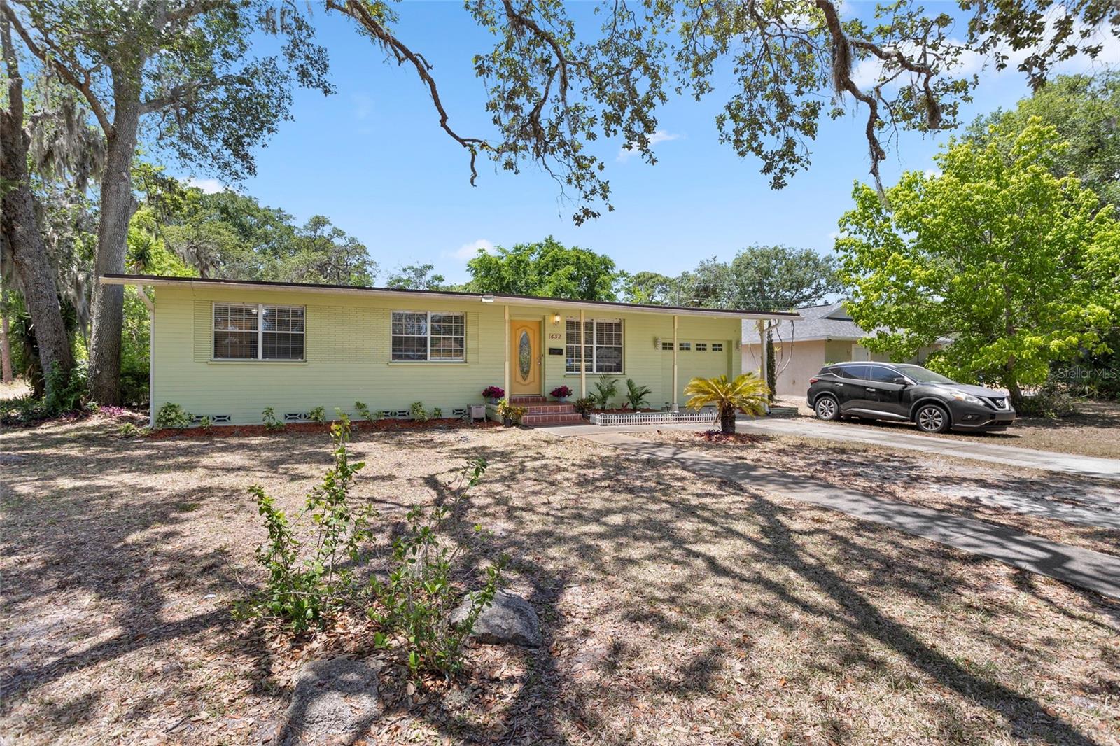 Image 3 of 29 For 632 Tarragona Way