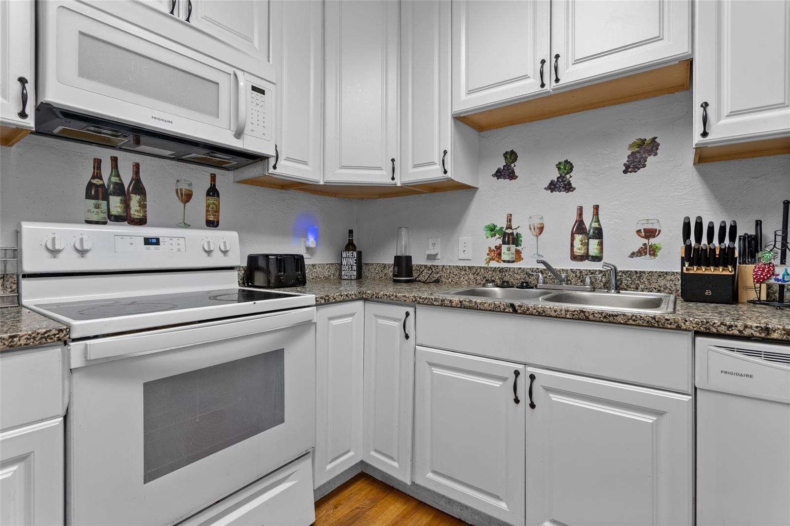 Image 8 of 29 For 632 Tarragona Way