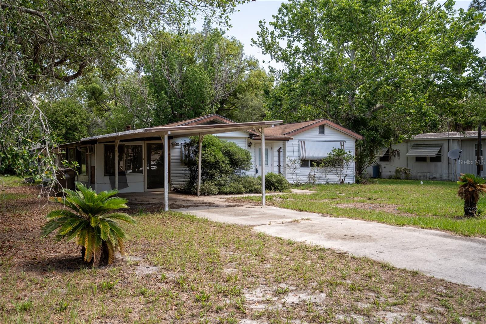 Image 4 of 32 For 29505 North Boulevard