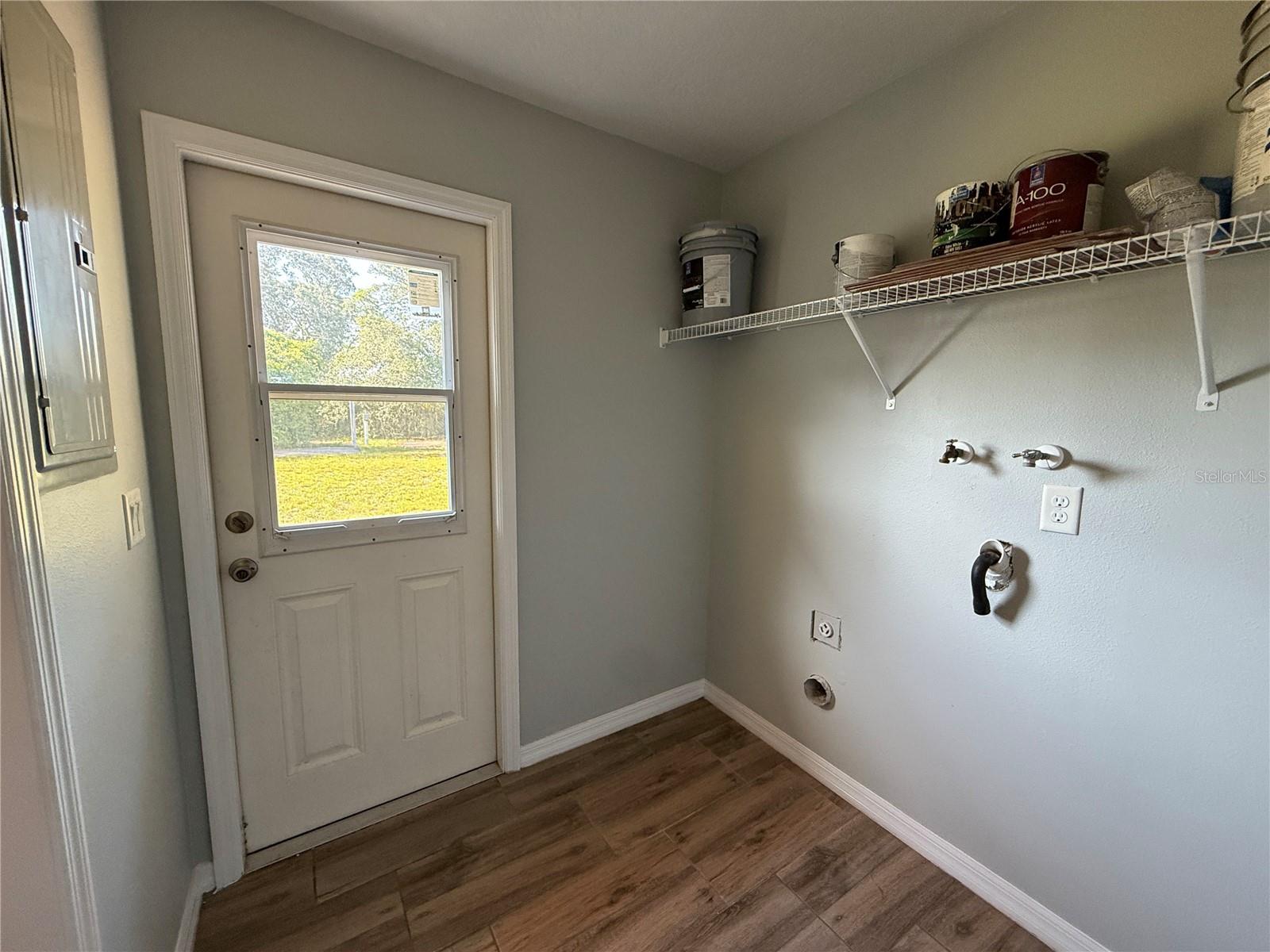 Image 13 of 14 For 2930 Fifer Drive