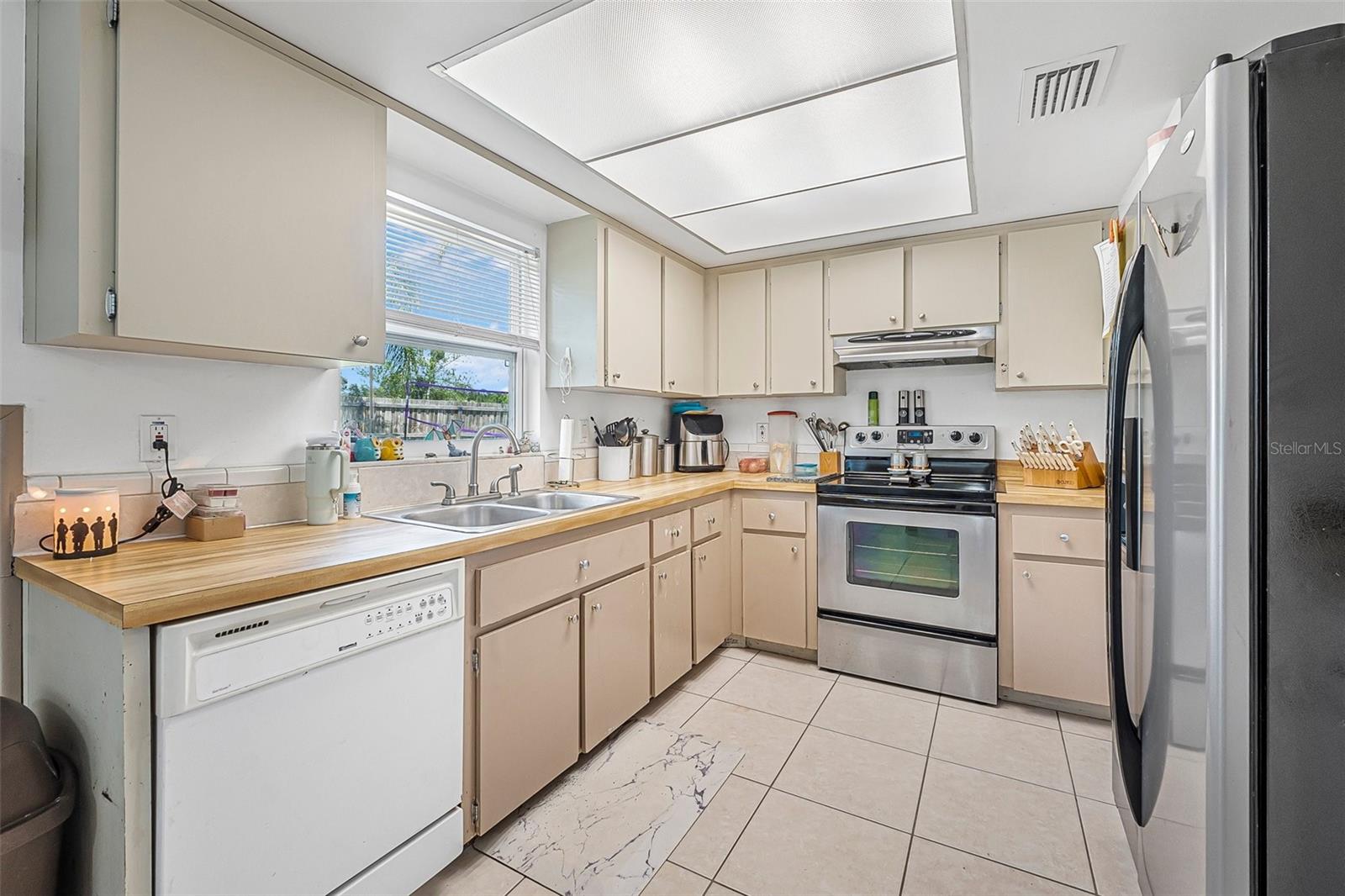 Image 12 of 42 For 1191 Tracy Drive