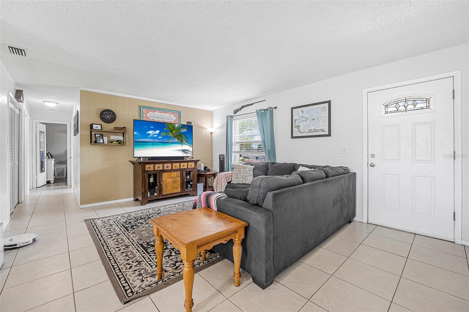 Image 17 of 42 For 1191 Tracy Drive