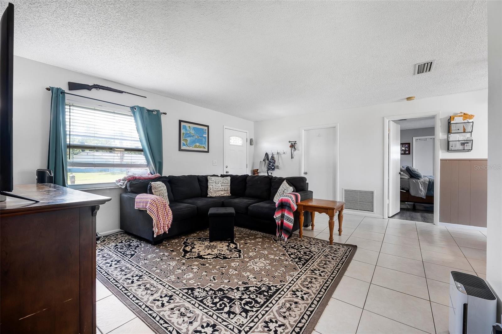 Image 18 of 42 For 1191 Tracy Drive