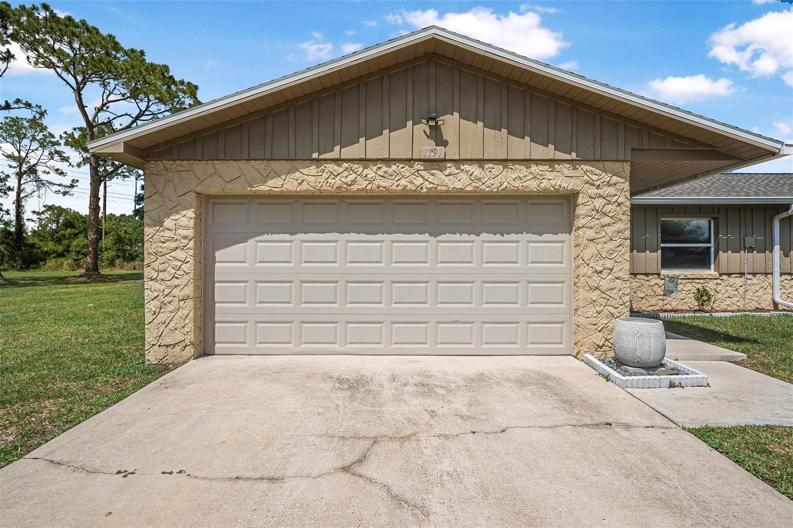 Image 38 of 42 For 1191 Tracy Drive