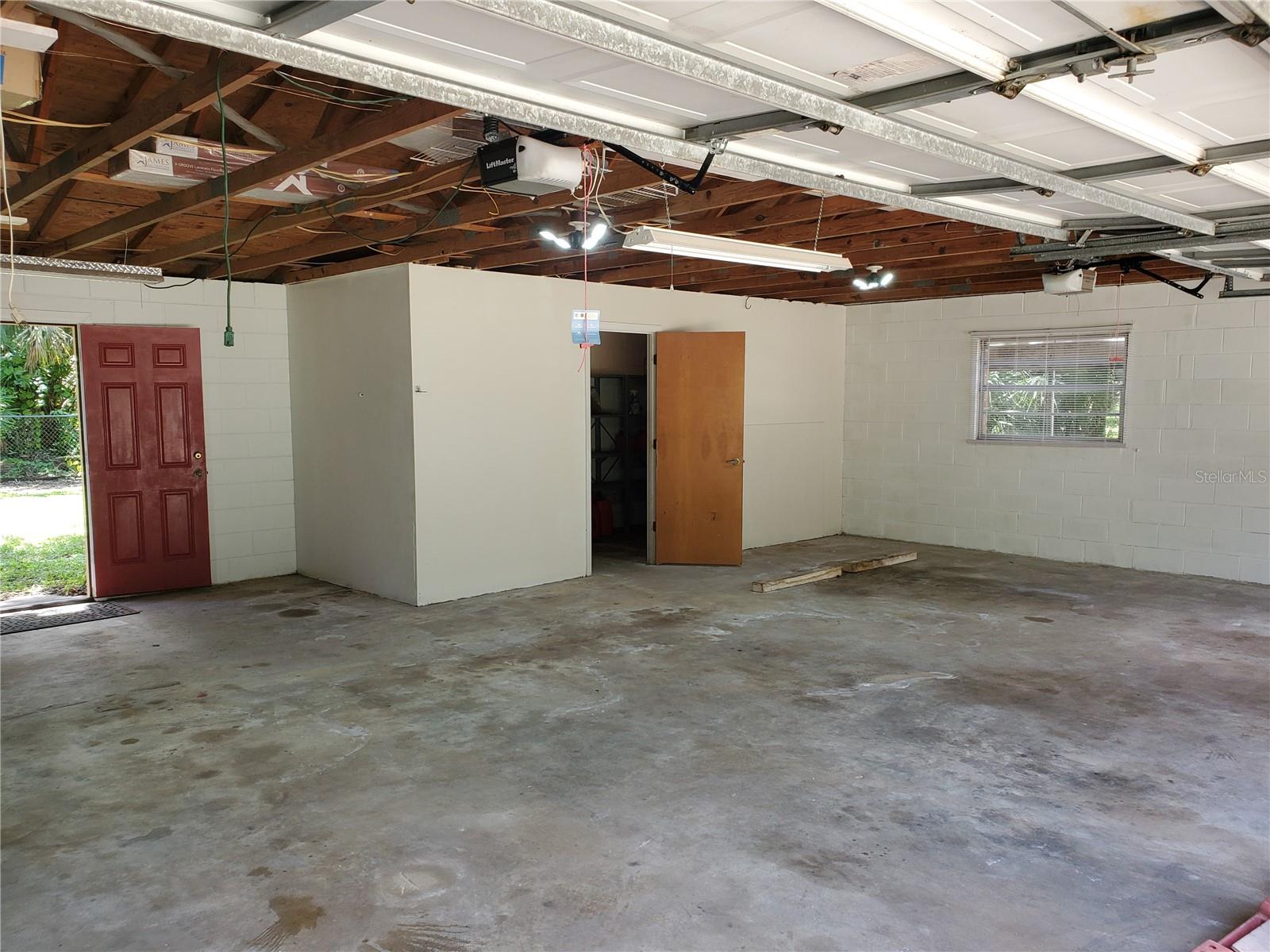 Image 42 of 80 For 1725 Turtle Hill Road