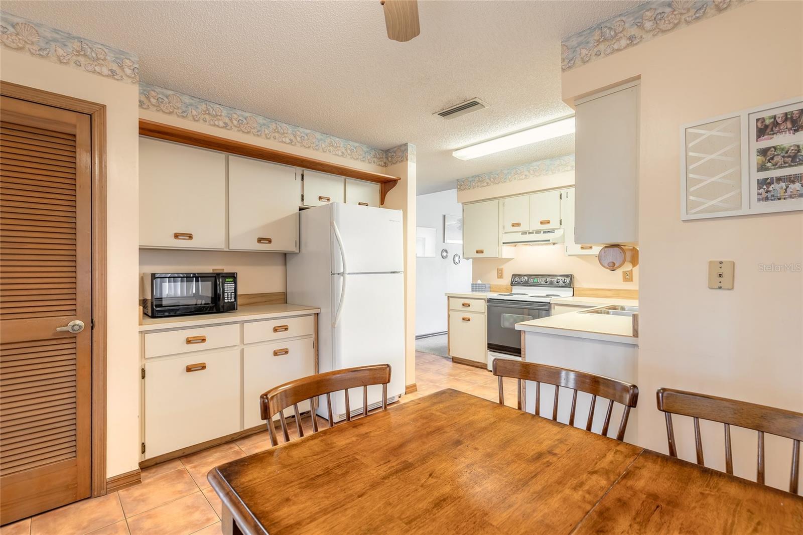 Image 13 of 42 For 929 Lakewood Terrace