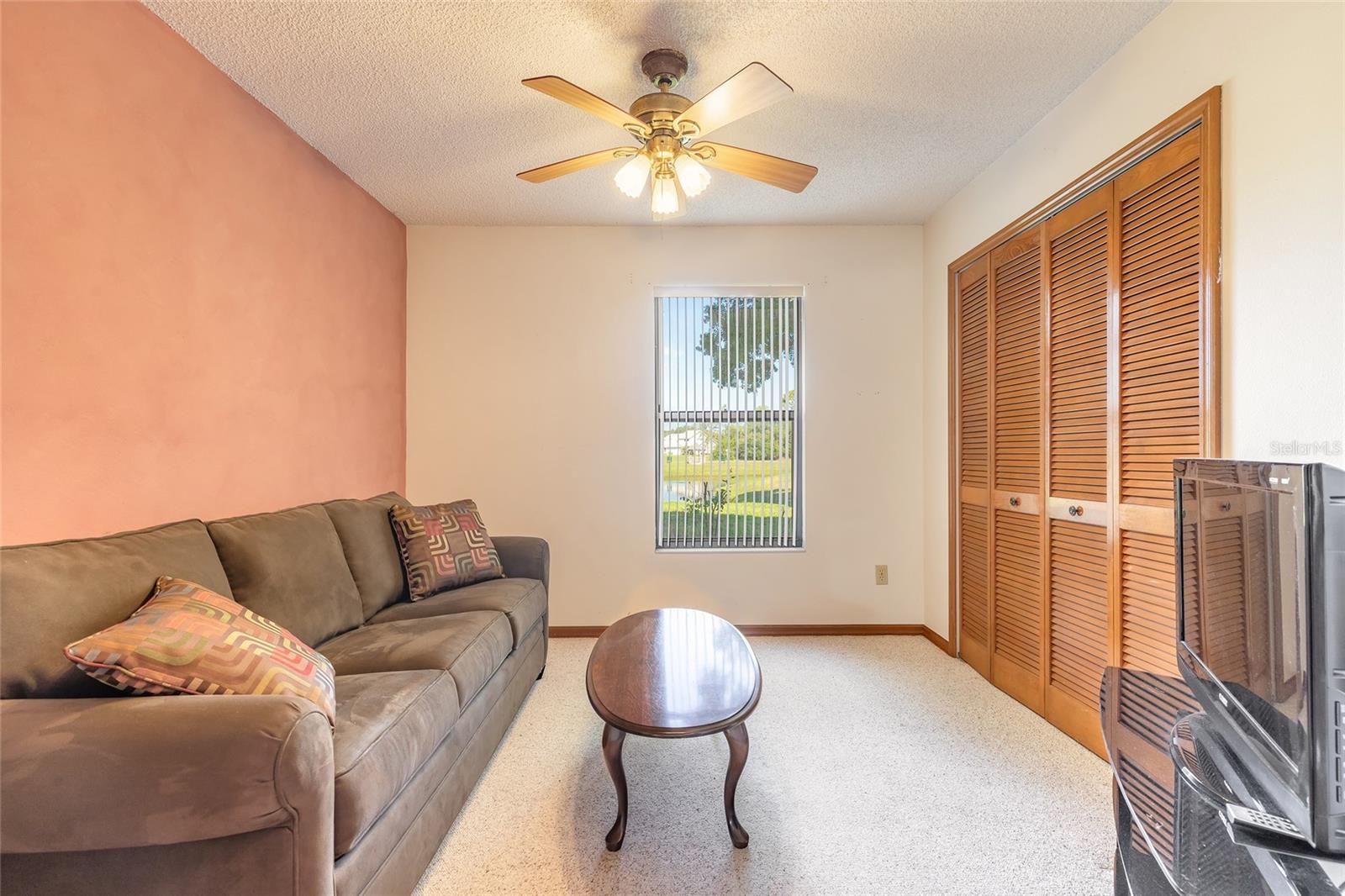 Image 16 of 42 For 929 Lakewood Terrace