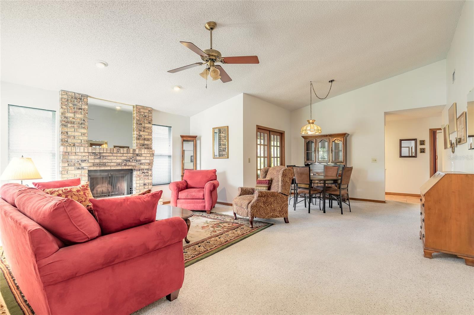 Image 4 of 42 For 929 Lakewood Terrace