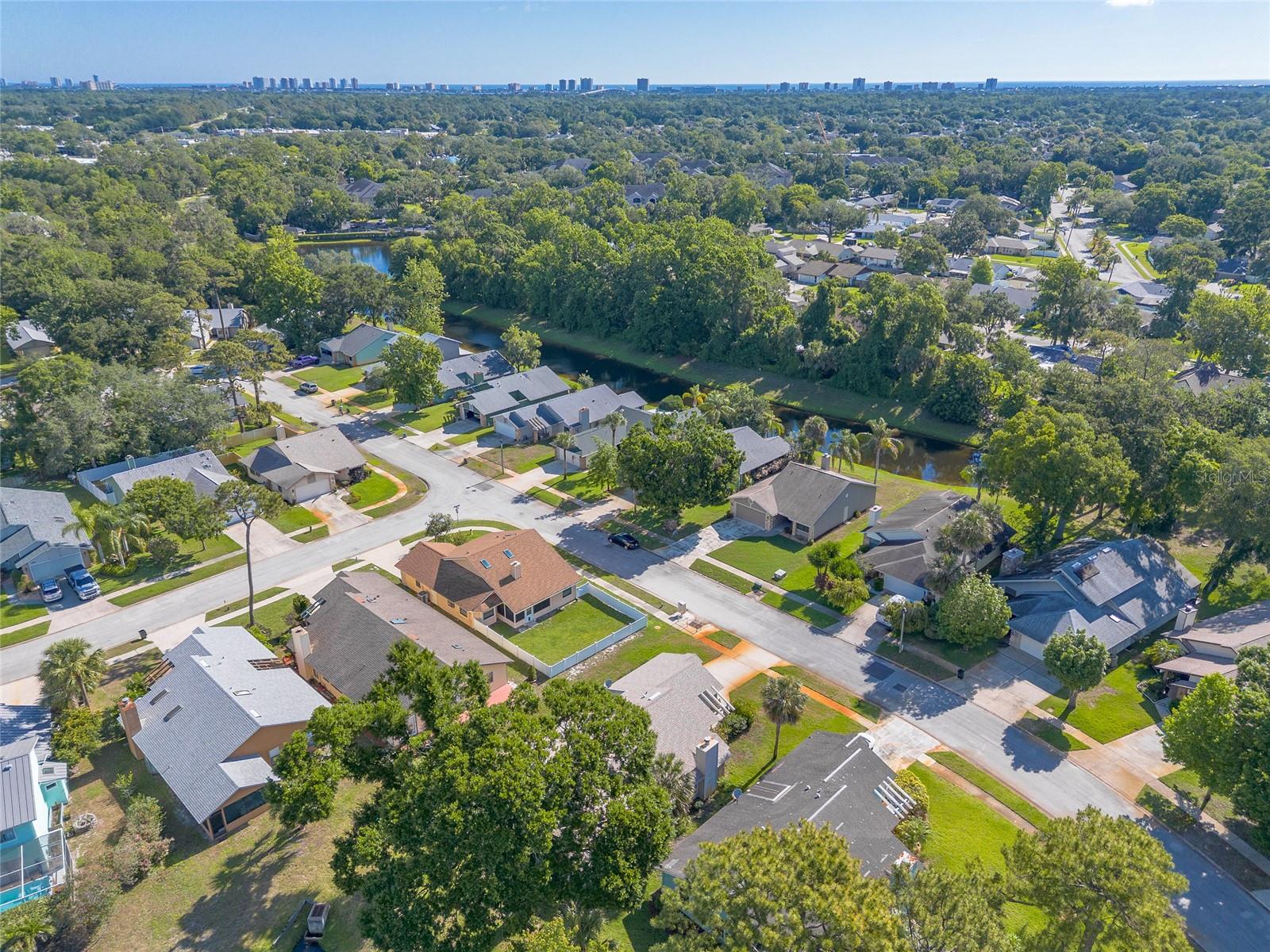 Image 41 of 42 For 929 Lakewood Terrace