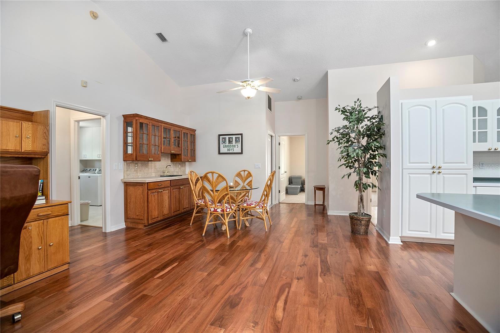 Image 15 of 42 For 3357 Black Willow Trail