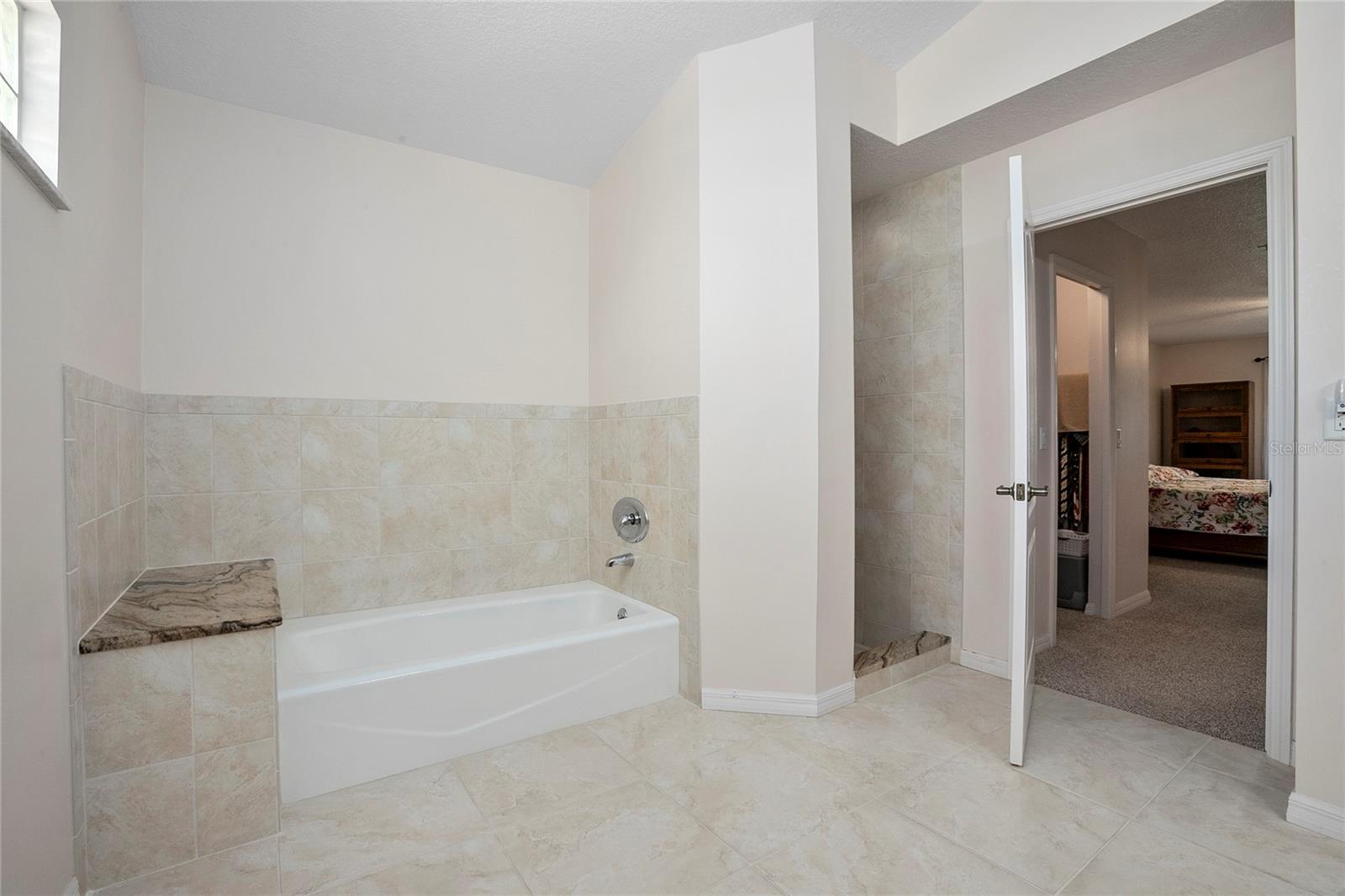 Image 21 of 42 For 3357 Black Willow Trail