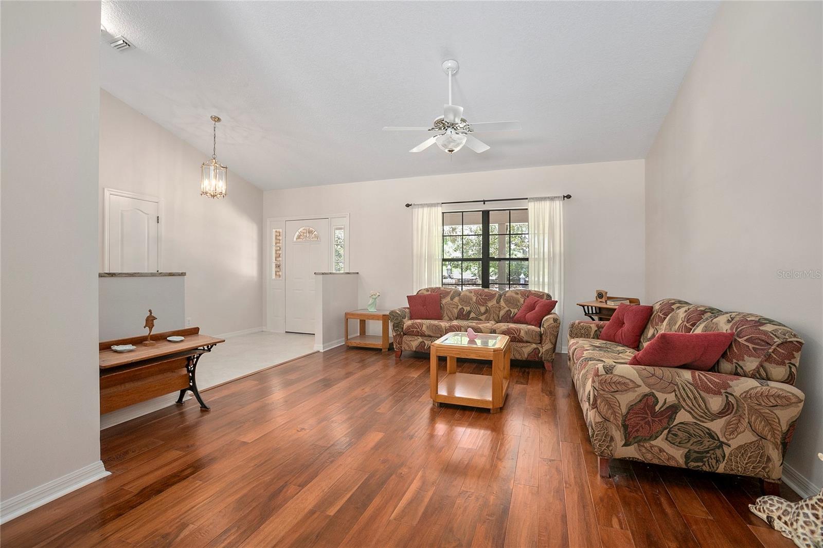 Image 7 of 42 For 3357 Black Willow Trail