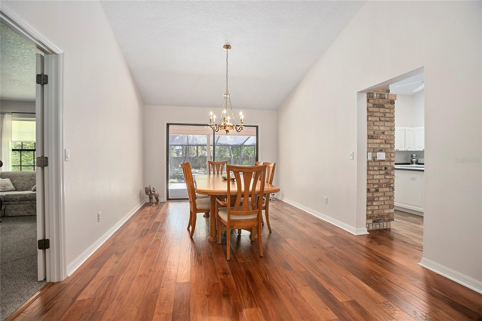 Image 9 of 42 For 3357 Black Willow Trail