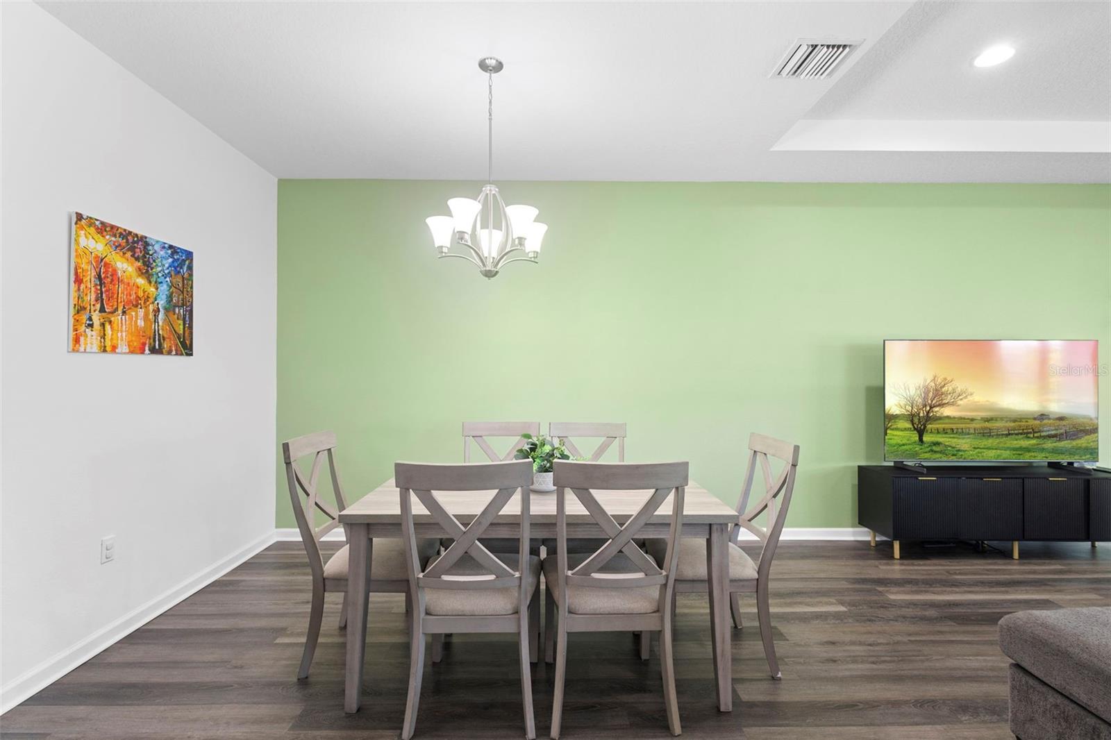 Image 13 of 41 For 518 Briarbrook Way