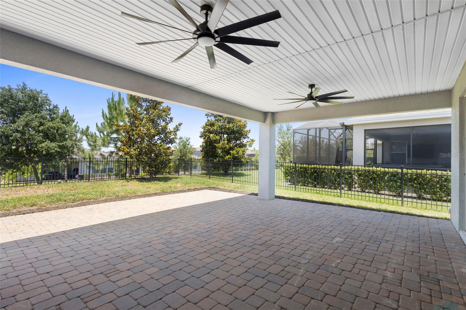 Image 18 of 41 For 518 Briarbrook Way