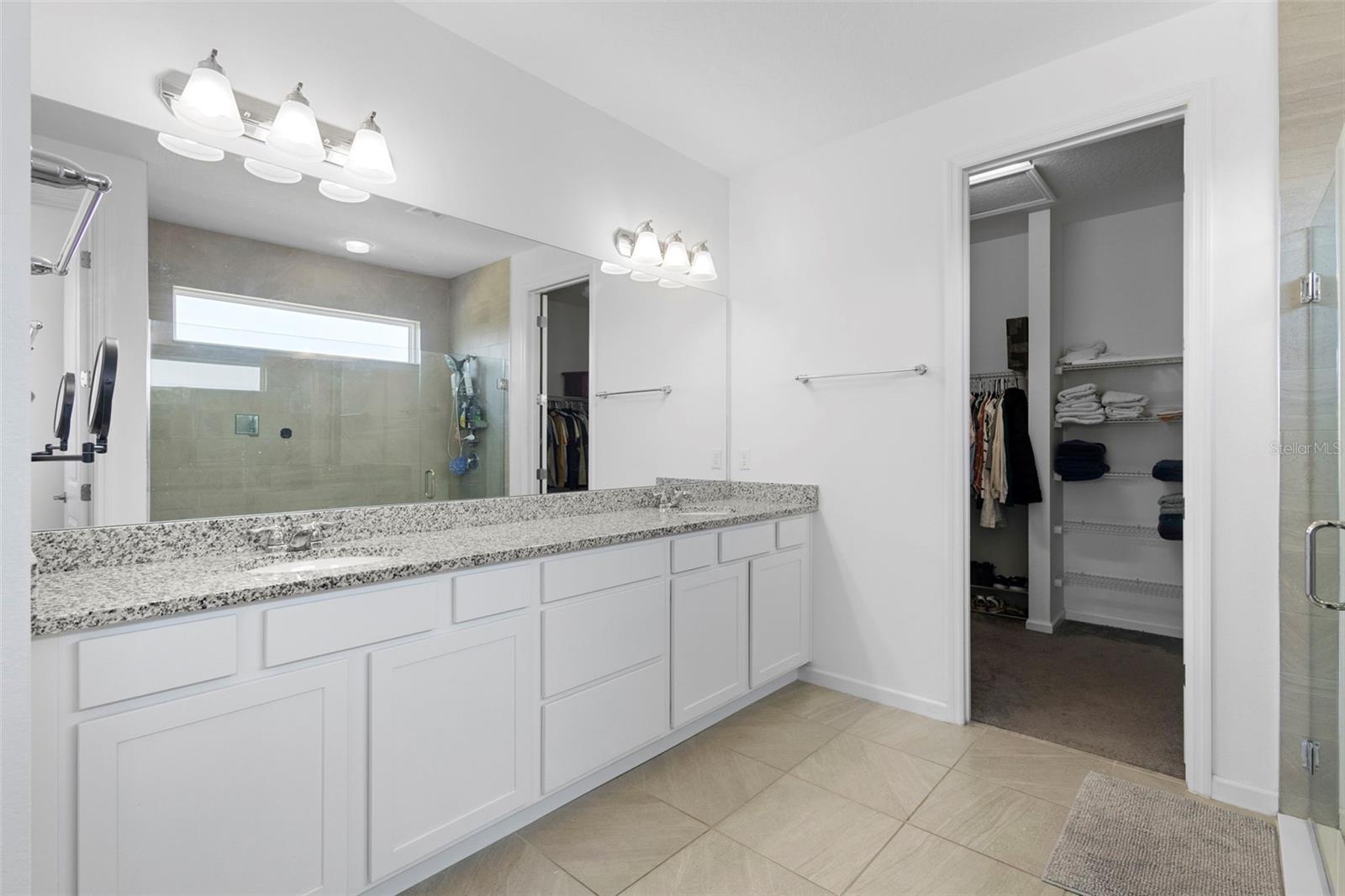 Image 25 of 41 For 518 Briarbrook Way