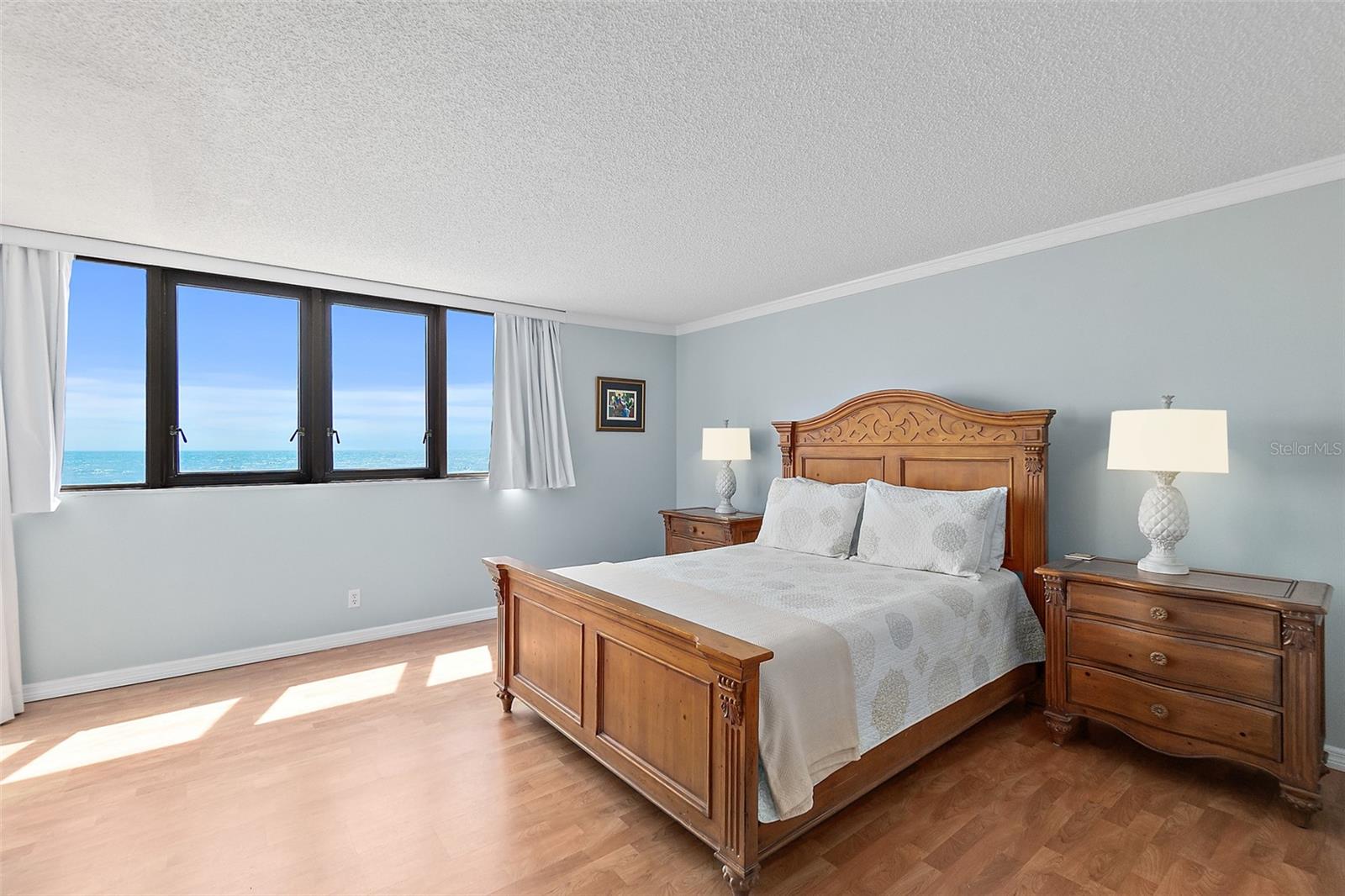 Image 16 of 38 For 1420 Atlantic Avenue 202