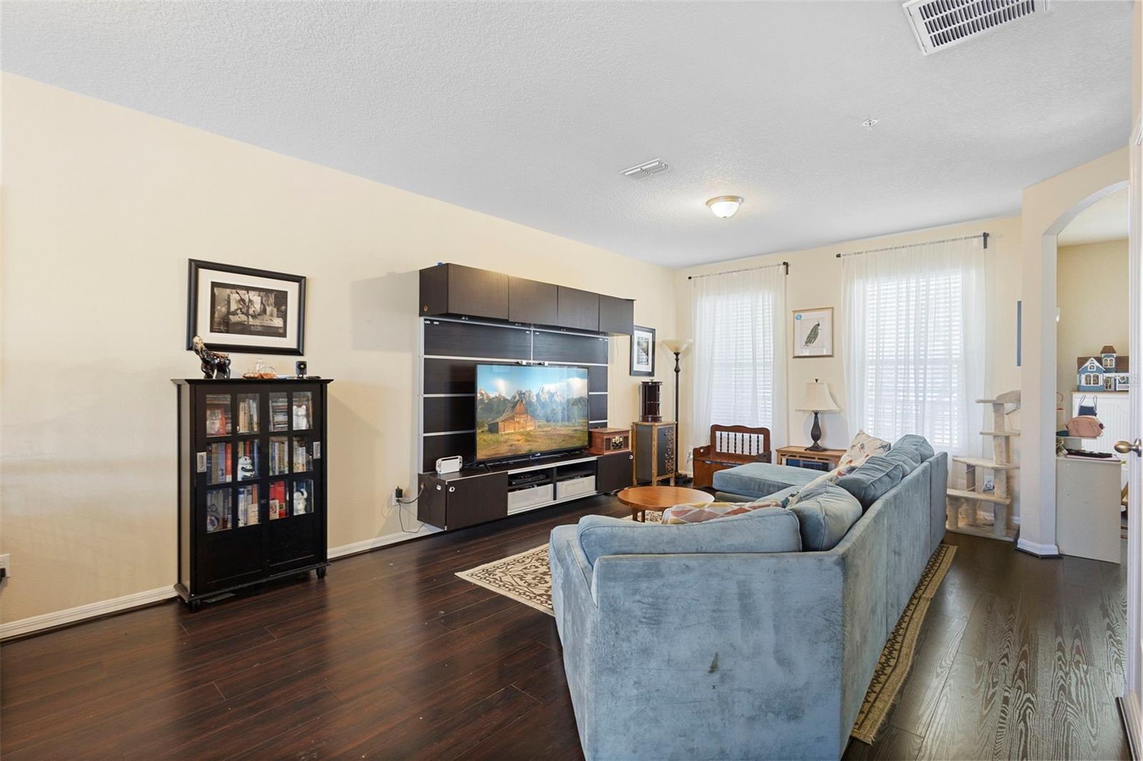 Image 16 of 48 For 4297 Regal Town Lane