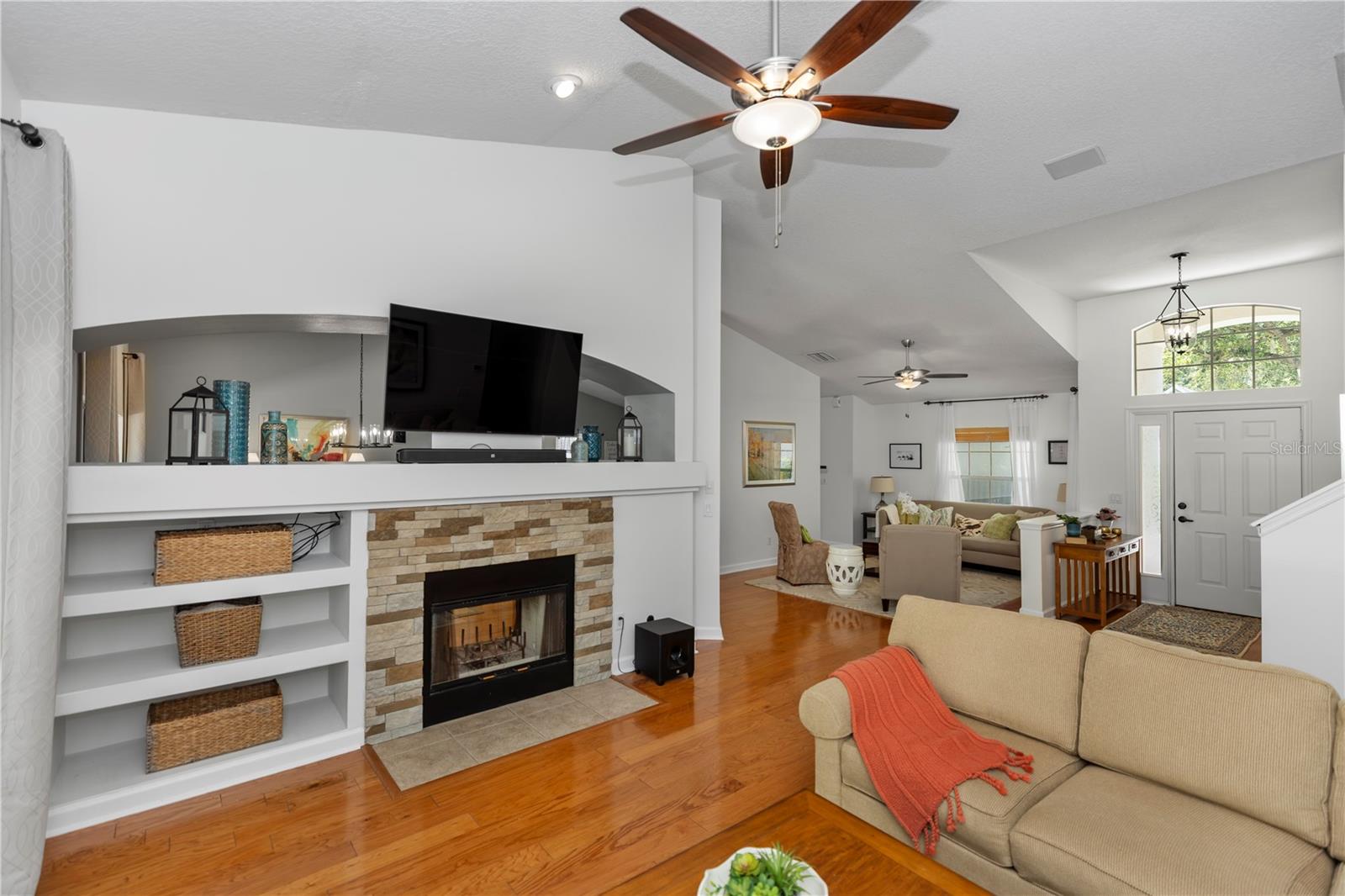 Image 14 of 50 For 1412 Bent Oaks Boulevard