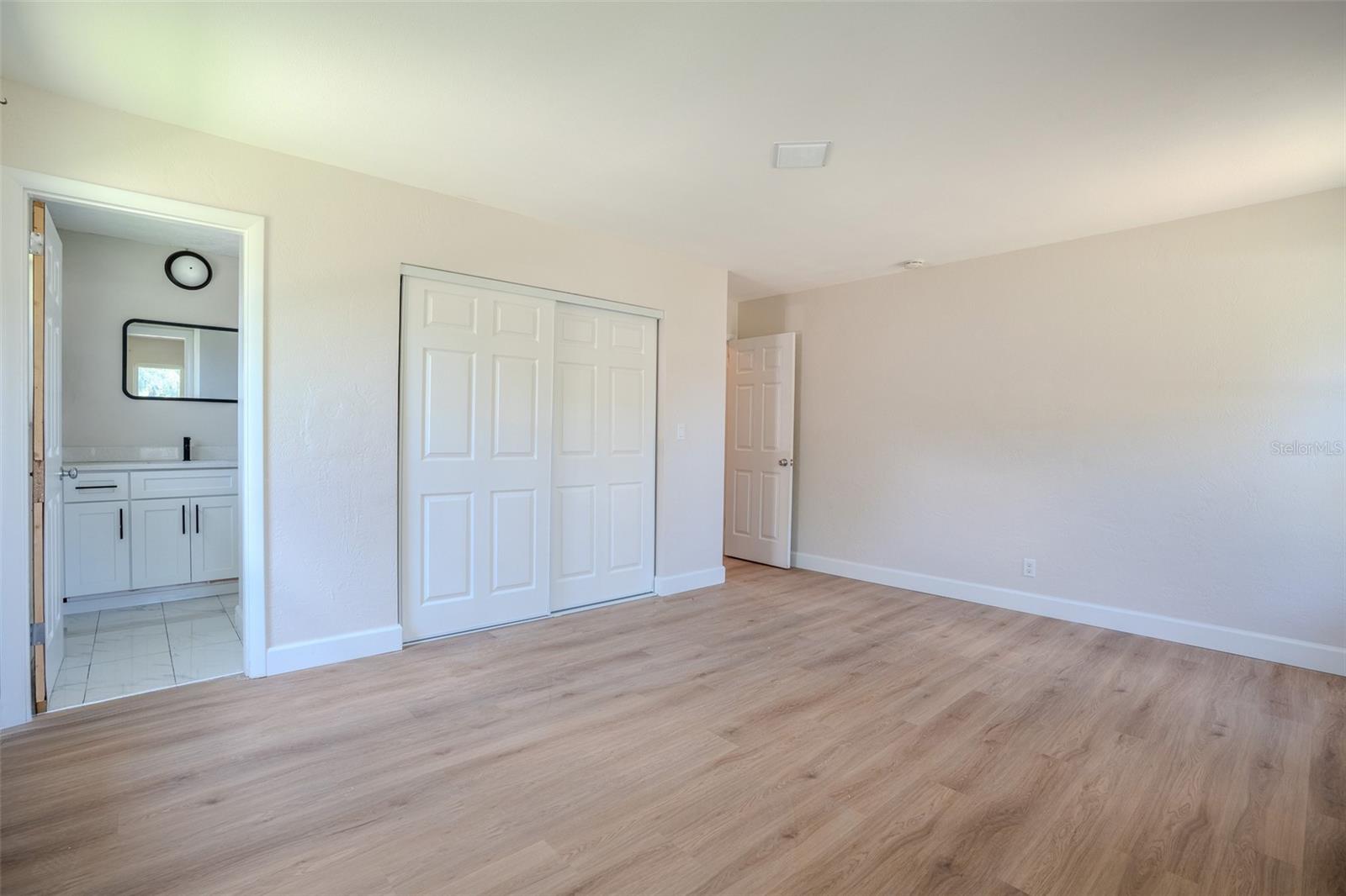 Image 9 of 28 For 825 Wells Drive