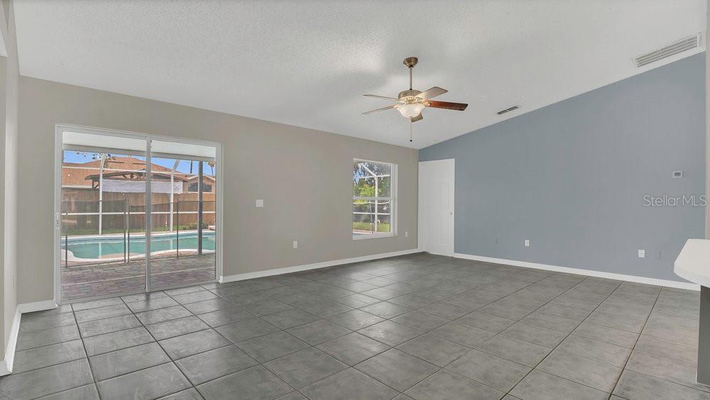Image 12 of 33 For 1194 Balfour Drive
