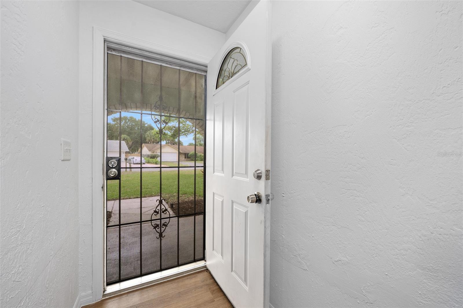 Image 15 of 52 For 718 Sleepy Hollow Drive