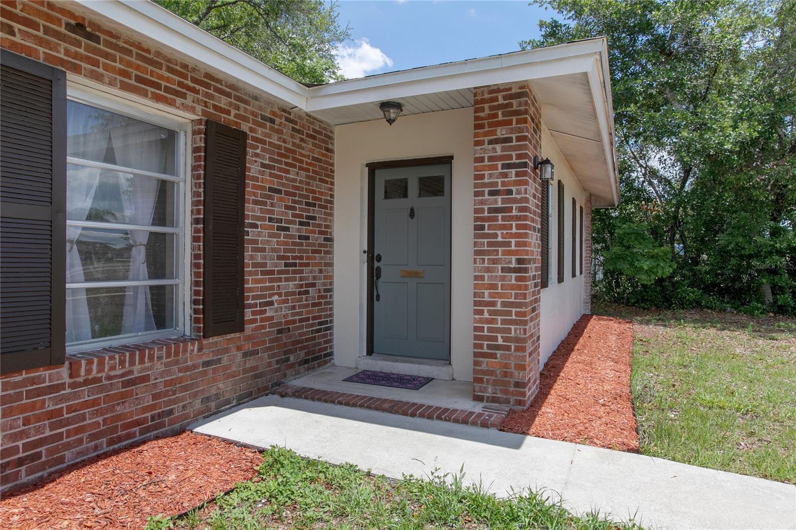 Image 3 of 24 For 2842 English Drive