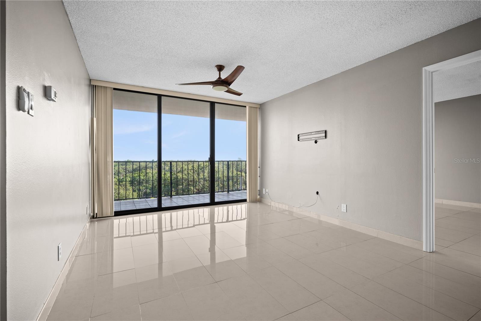 Image 11 of 32 For 3211 Swann Avenue 808