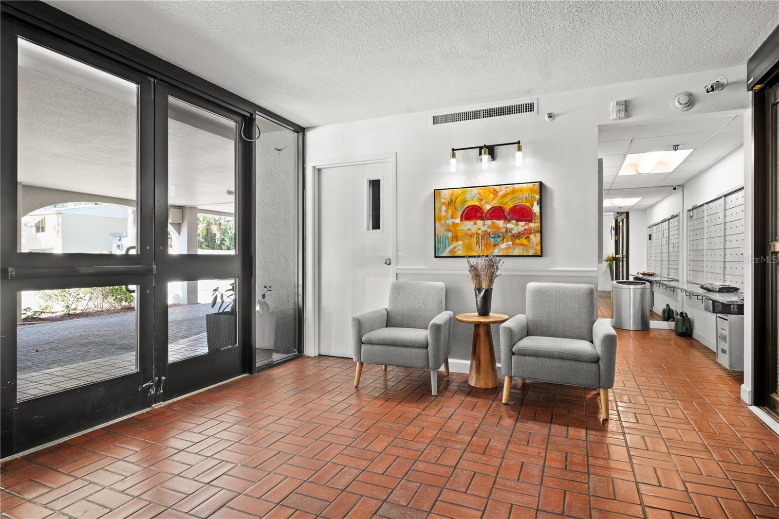 Image 3 of 32 For 3211 Swann Avenue 808