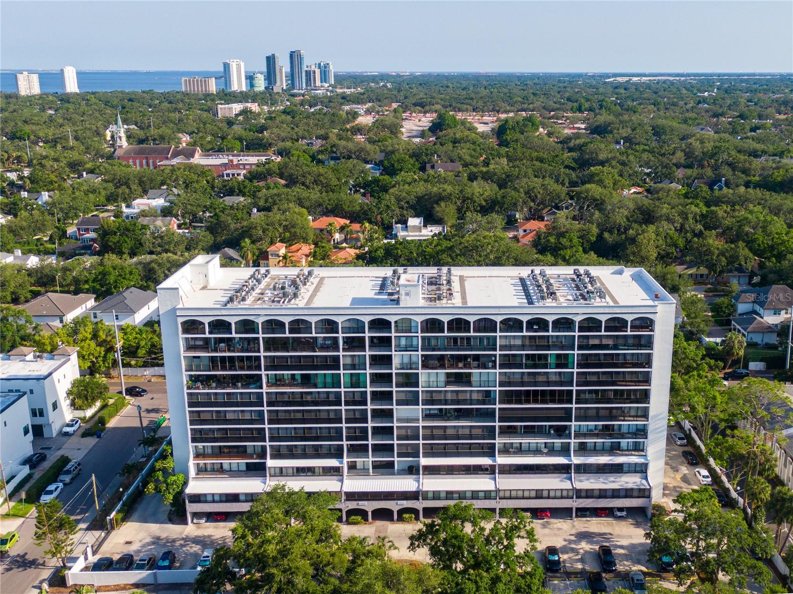 Image 31 of 32 For 3211 Swann Avenue 808