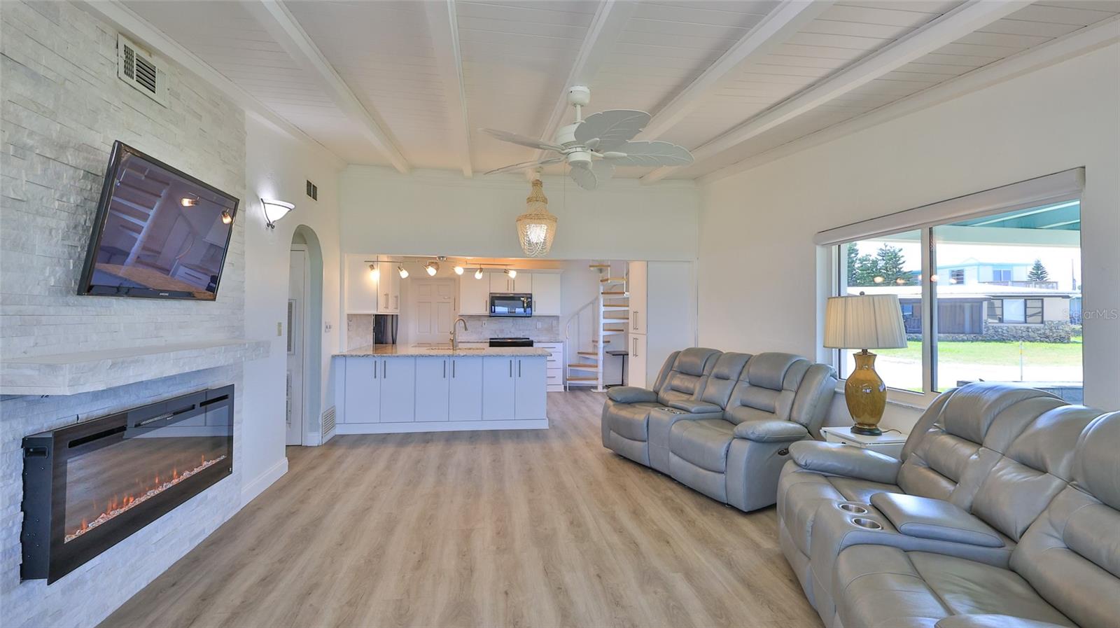 Image 8 of 55 For 8 Ocean Dunes Drive