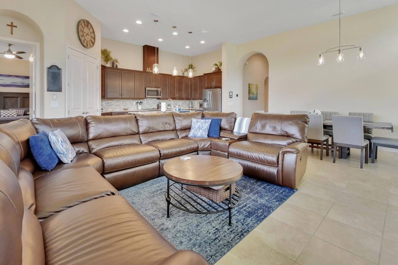 Image 3 of 47 For 6254 Woodhaven Village Drive