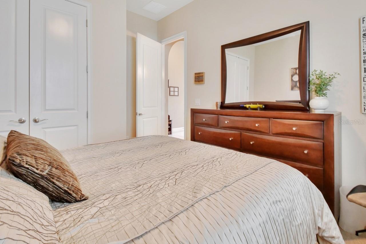 Image 33 of 47 For 6254 Woodhaven Village Drive
