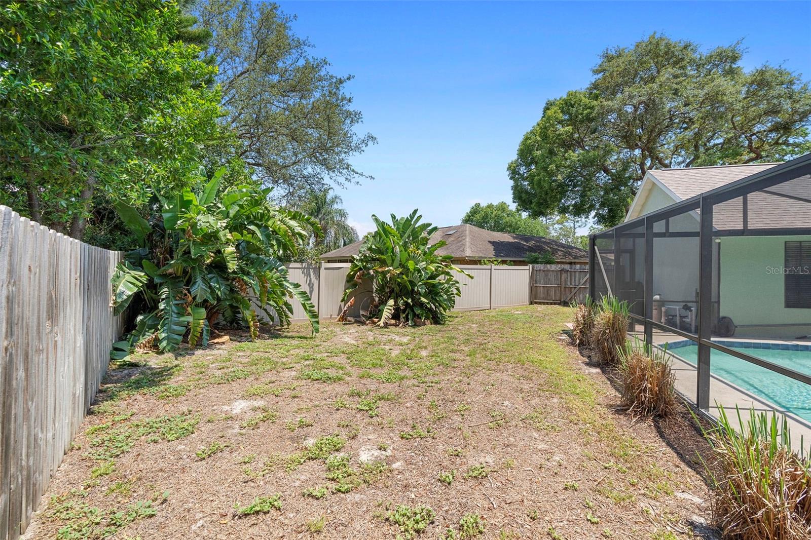 Image 36 of 46 For 25 Pine Glen Drive