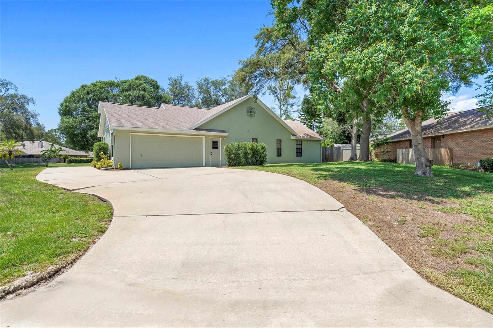 Image 41 of 46 For 25 Pine Glen Drive