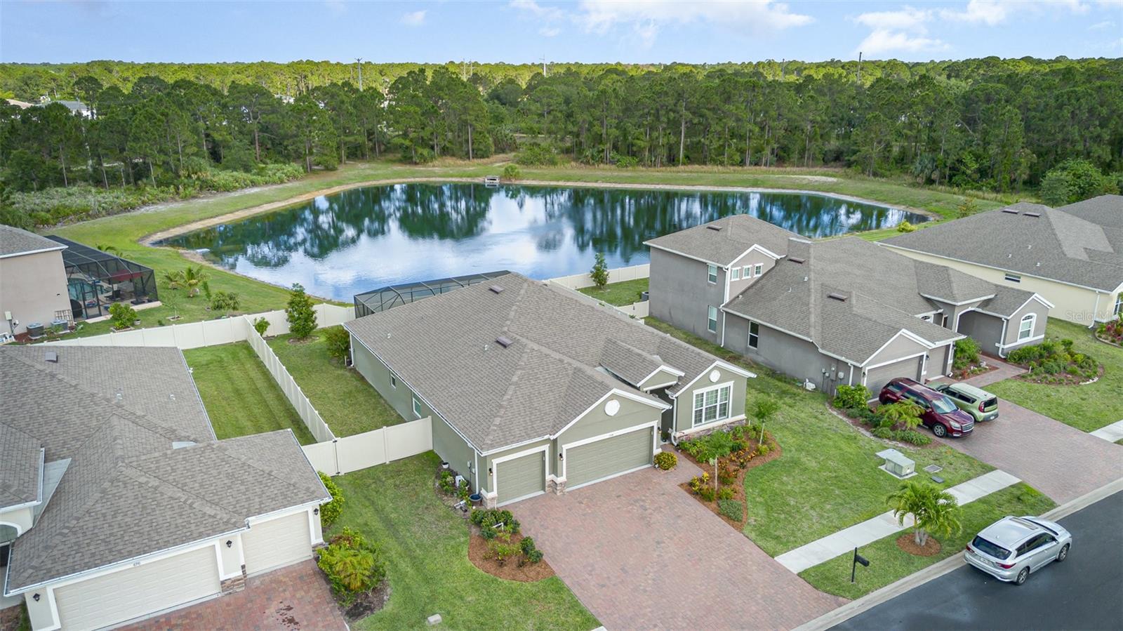 Image 35 of 38 For 684 Stonebriar Drive Se