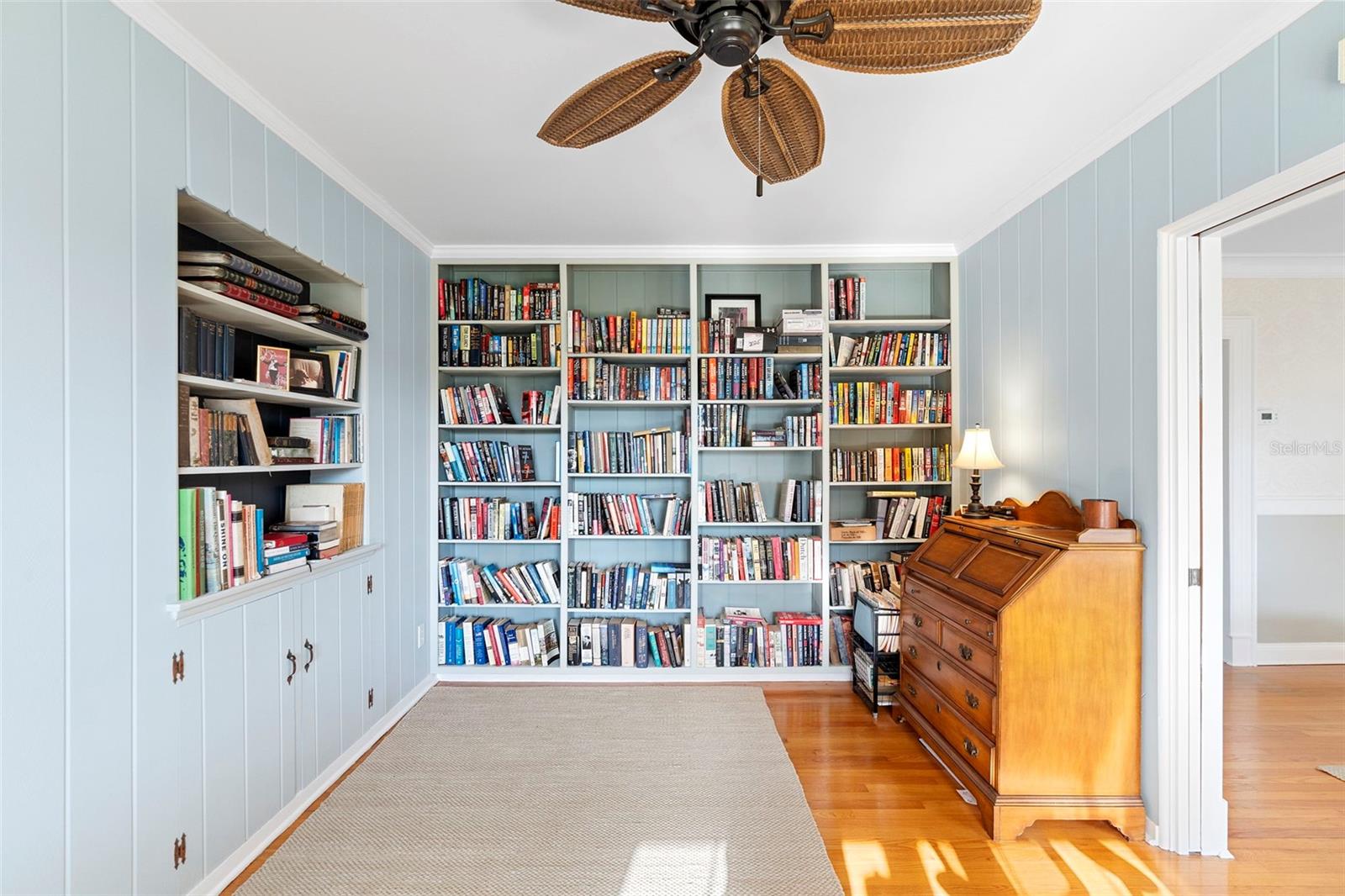 Image 15 of 39 For 701 Tuxedo Avenue