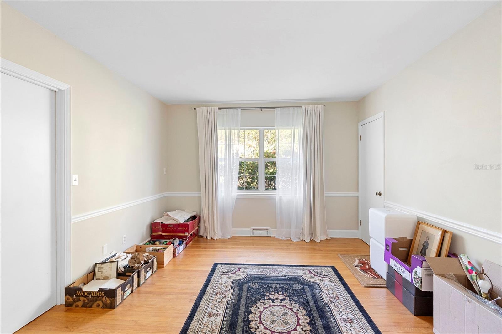 Image 30 of 39 For 701 Tuxedo Avenue