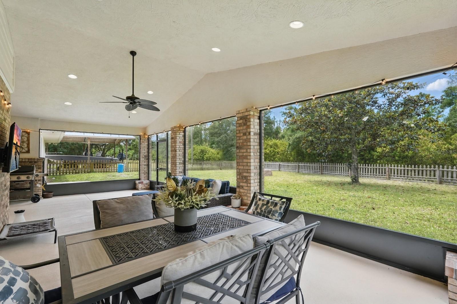 Image 41 of 61 For 226 Treeline Lane