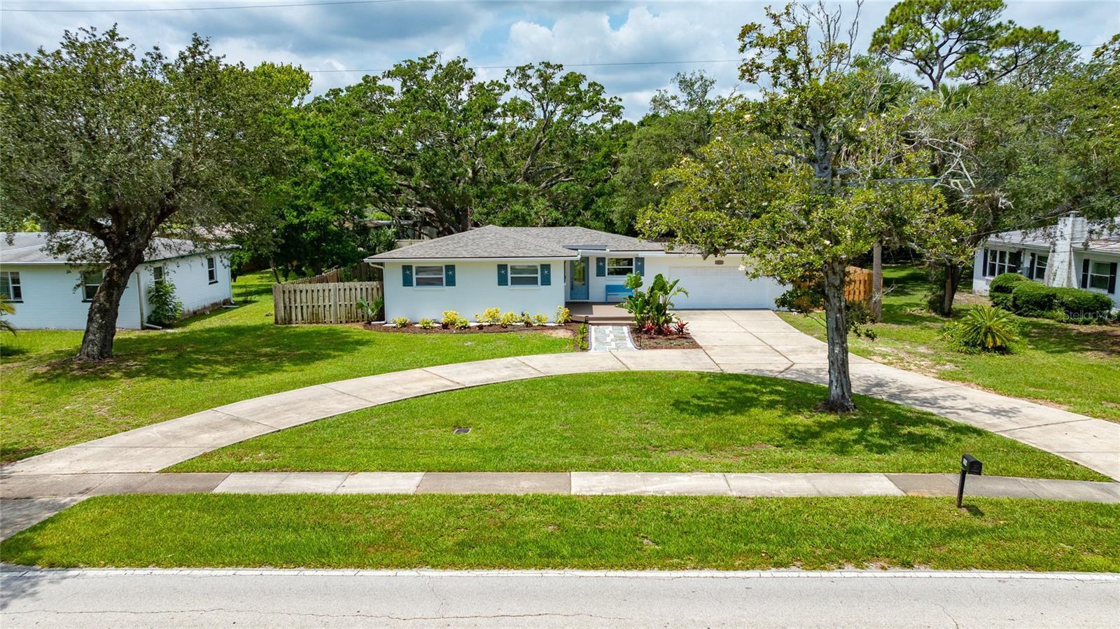 Image 15 of 18 For 556 Beach Street