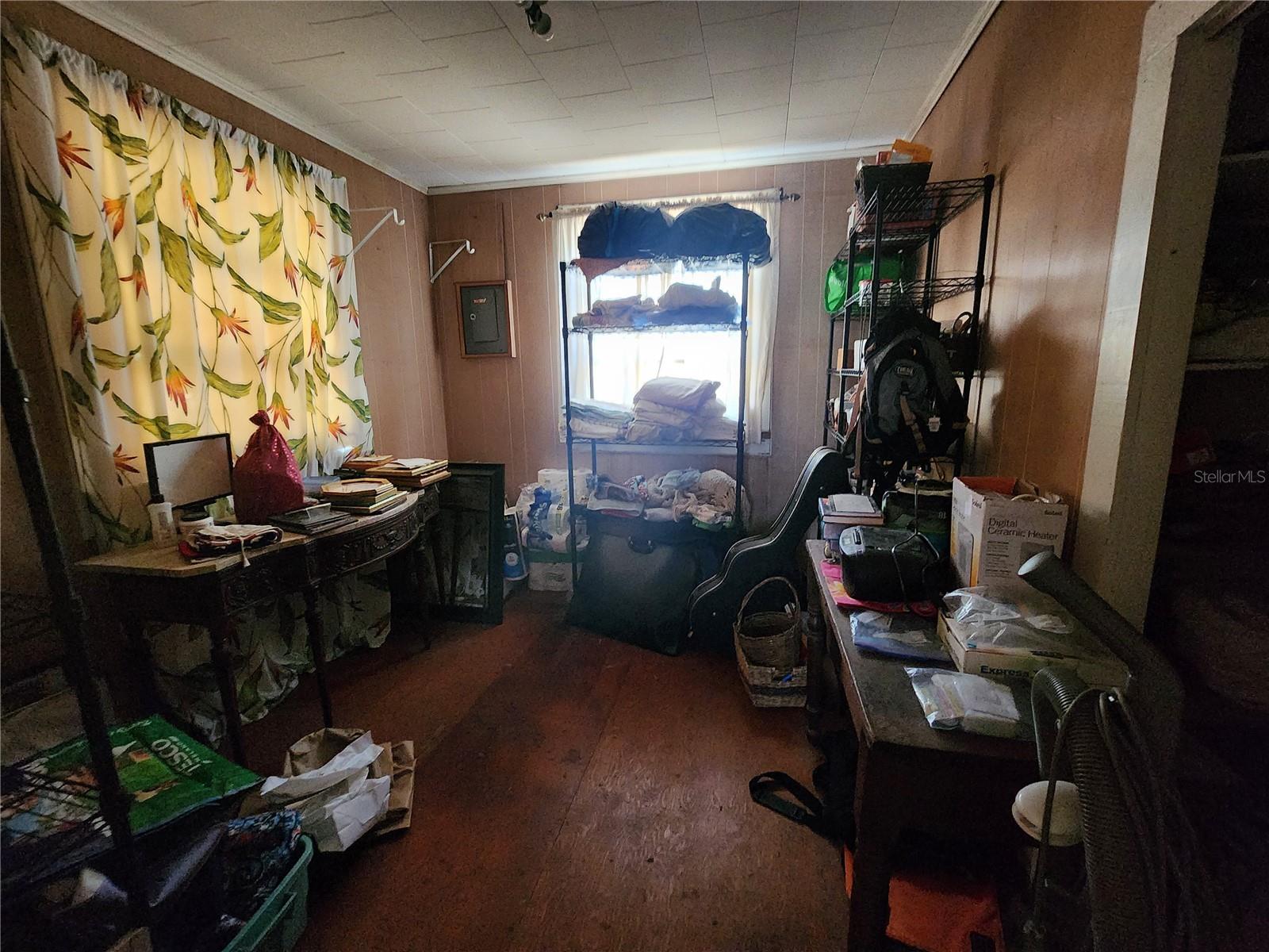 Image 8 of 28 For 1880 Sparkman Avenue