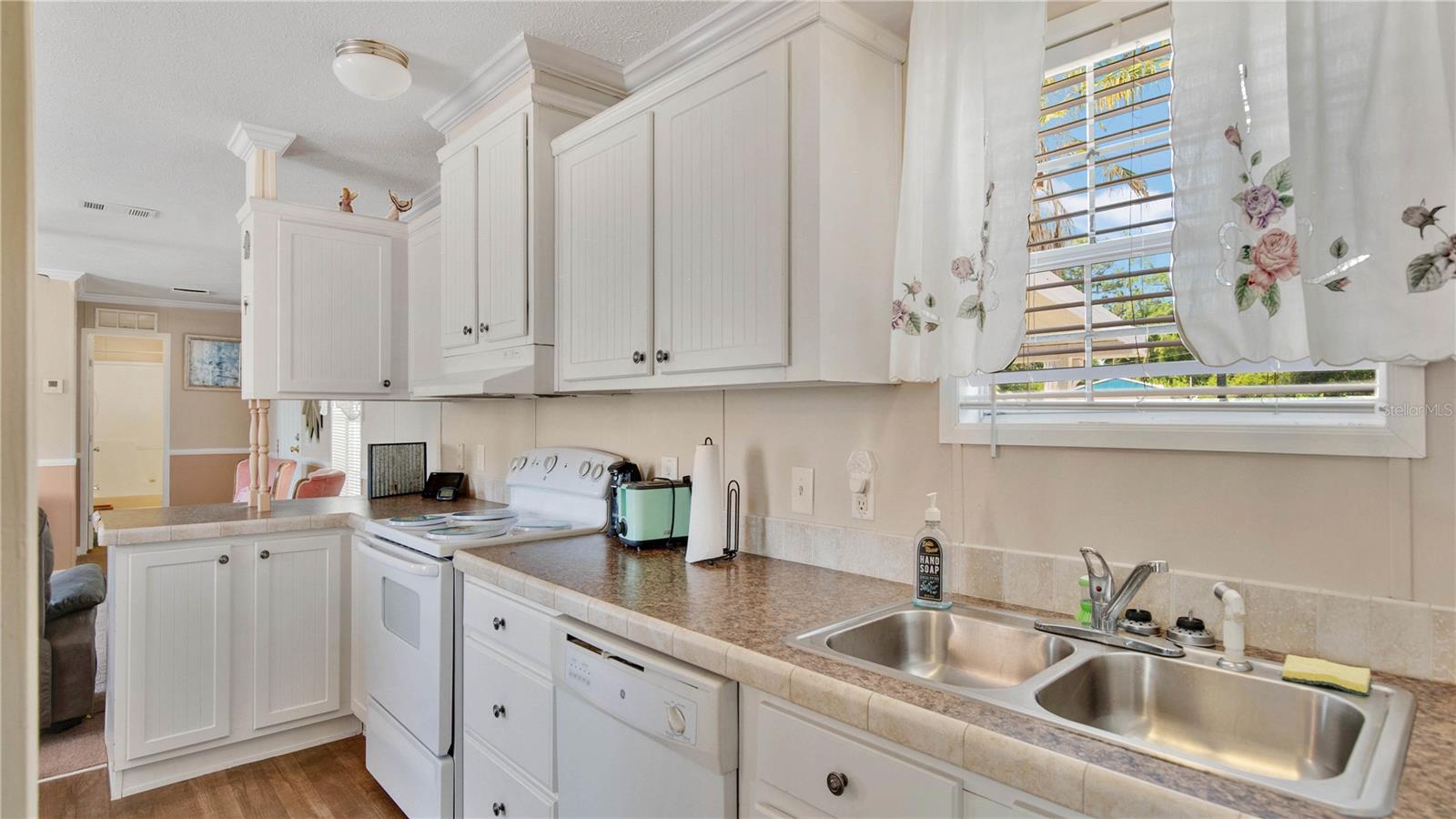 Image 8 of 35 For 1805 Sunny Palm Drive