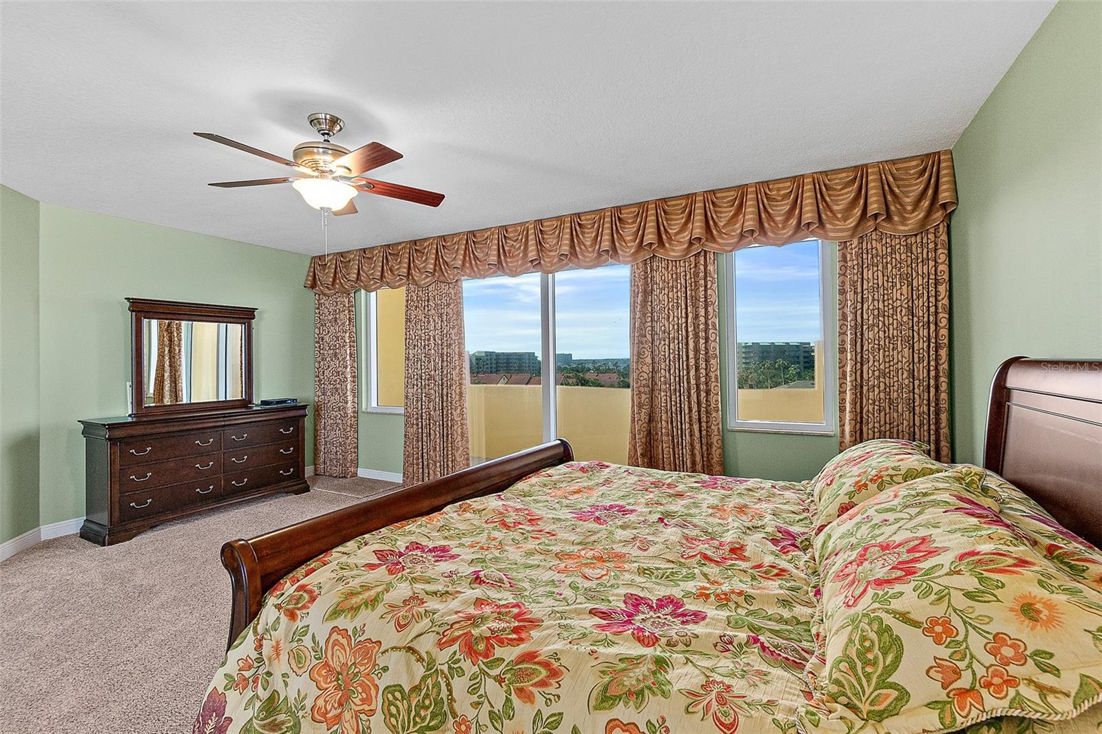 Image 32 of 60 For 2901 Atlantic Avenue 401